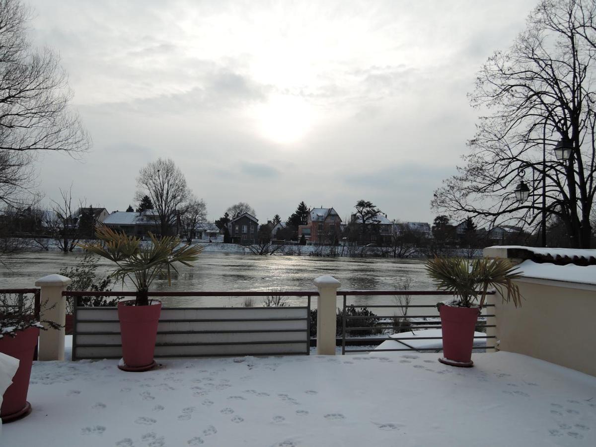 Bed and Breakfast Les Pingouins De La Marne Ле-Перё-сюр-Марн Экстерьер фото